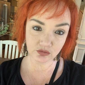 Meet your Posher, Cindi